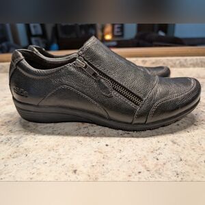 Taos Character Black Leather Slip On Women's Shoes